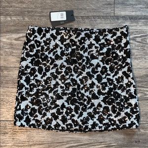 Black/White Leopard Mini Skirt//NEVER WORN!